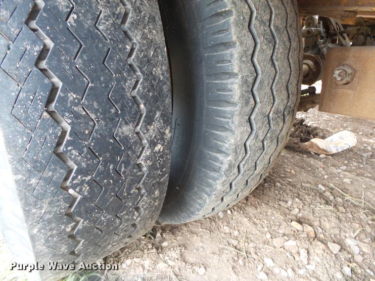 image for item DA2740 1984 Eager Beaver