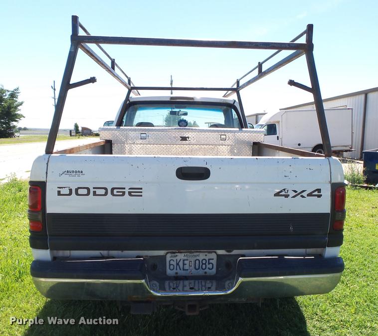 image for item DA2741 2000 Dodge Ram 1500 pickup truck