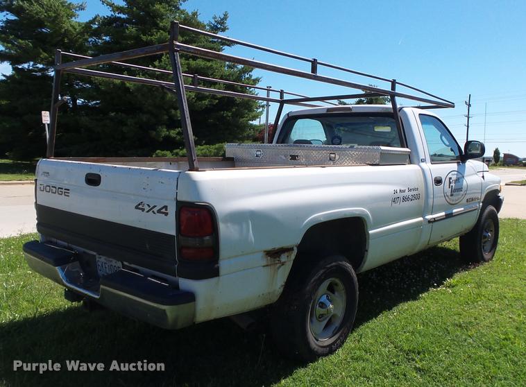 image for item DA2741 2000 Dodge Ram 1500 pickup truck