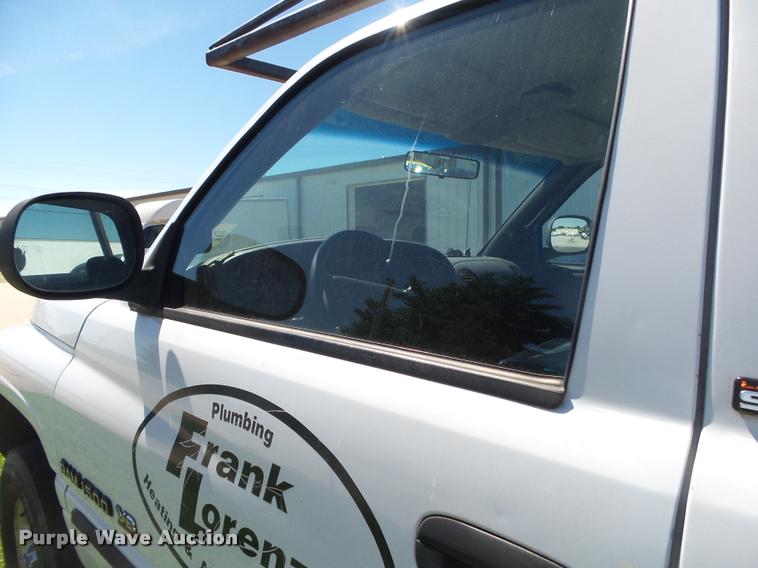 image for item DA2741 2000 Dodge Ram 1500 pickup truck