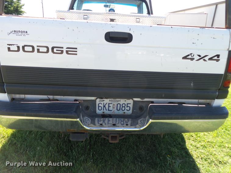 image for item DA2741 2000 Dodge Ram 1500 pickup truck