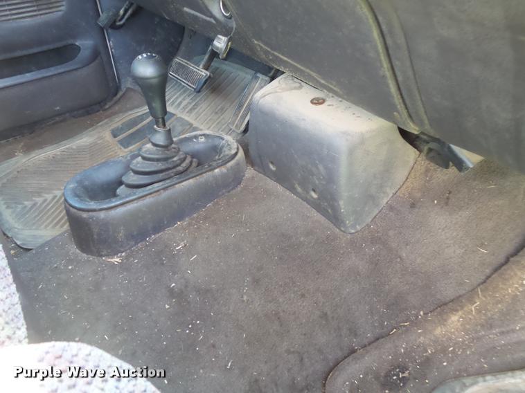 image for item DA2741 2000 Dodge Ram 1500 pickup truck