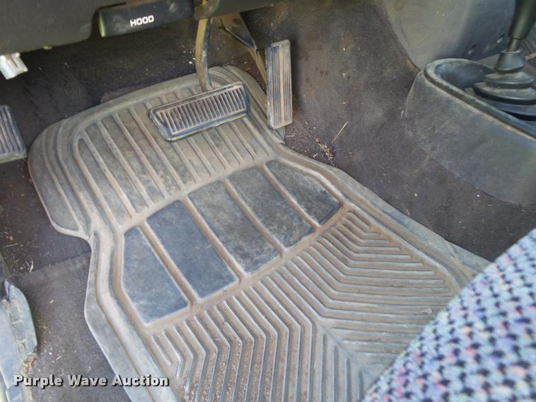 image for item DA2741 2000 Dodge Ram 1500 pickup truck