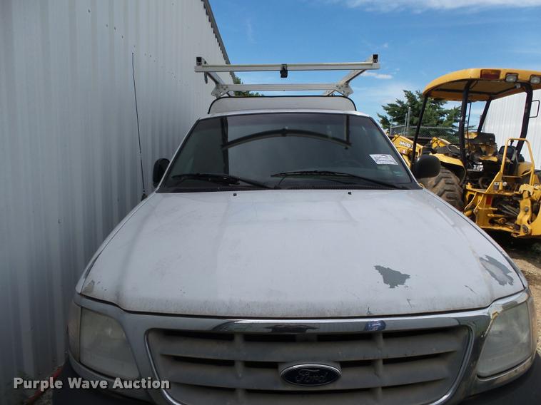 image for item DA2743 2001 Ford F150 pickup truck