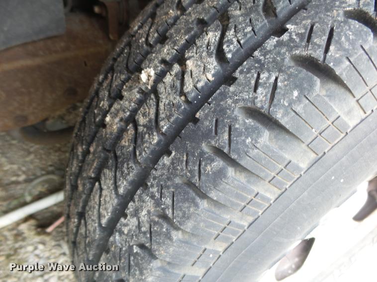 image for item DA2743 2001 Ford F150 pickup truck