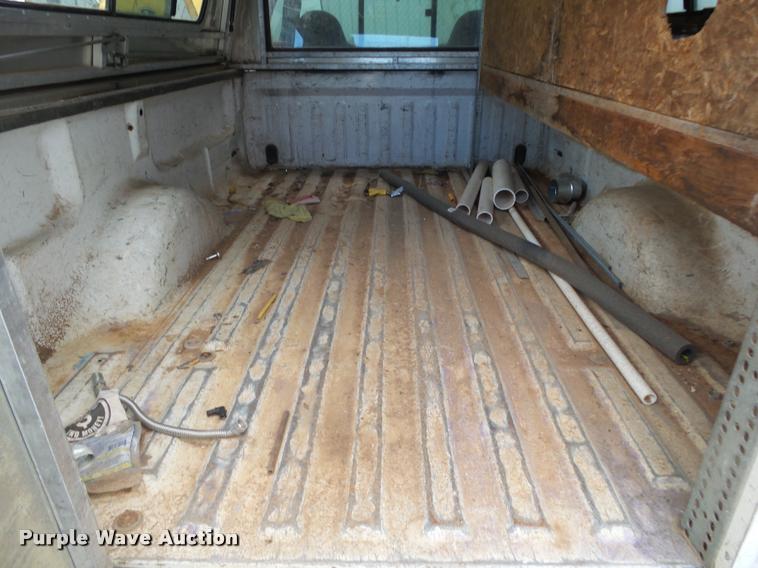 image for item DA2743 2001 Ford F150 pickup truck