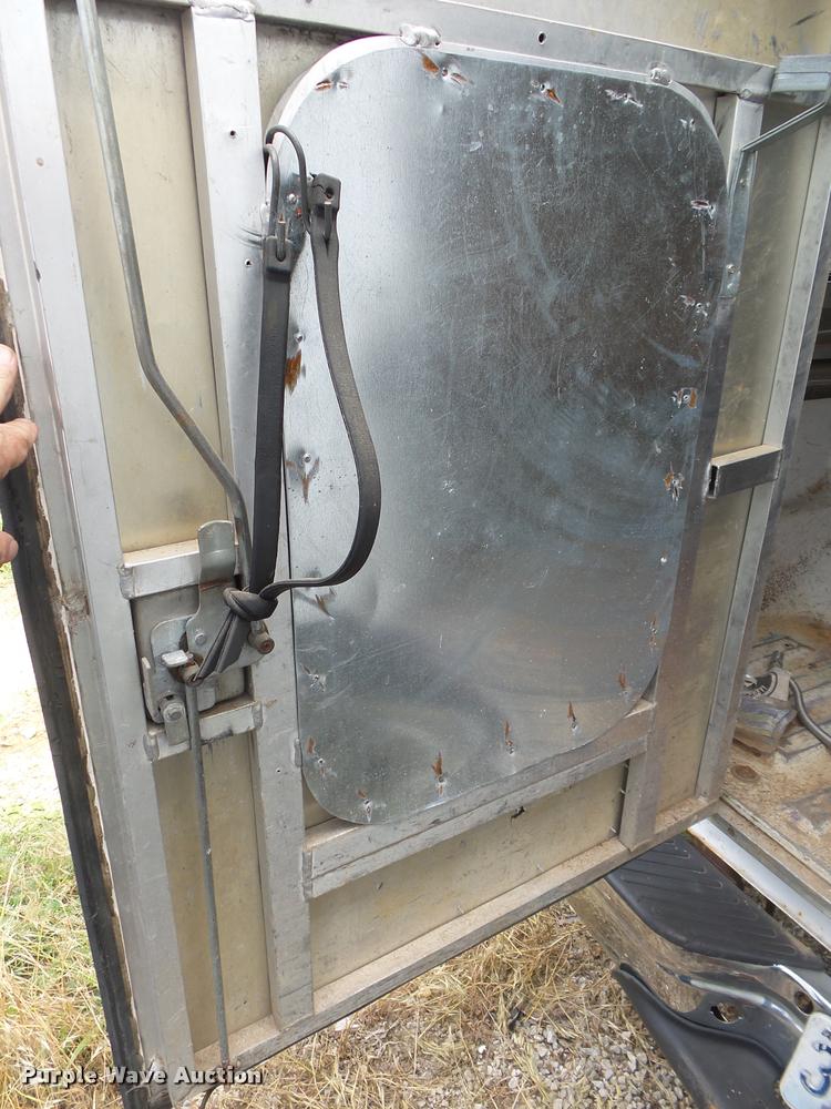 image for item DA2743 2001 Ford F150 pickup truck