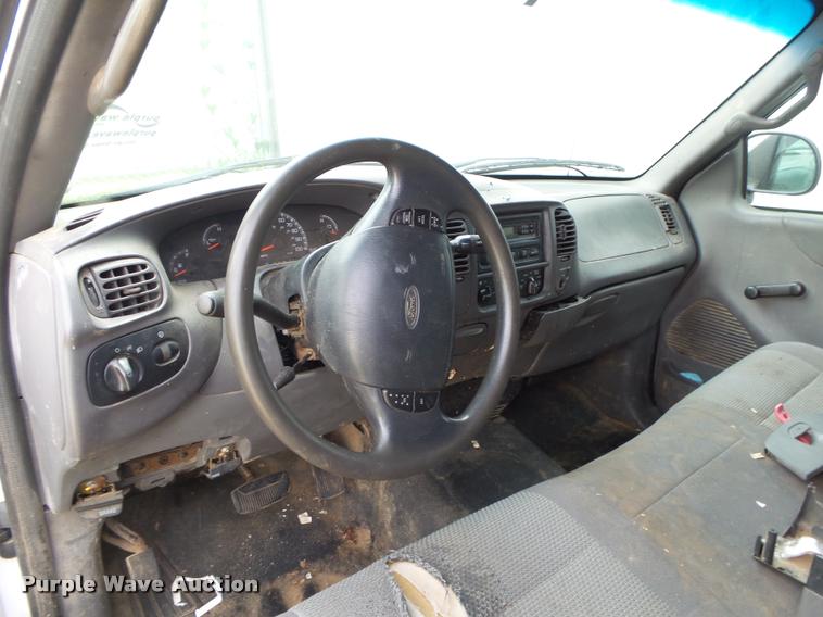 image for item DA2743 2001 Ford F150 pickup truck