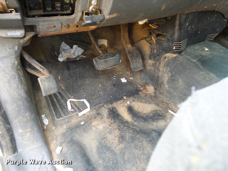 image for item DA2743 2001 Ford F150 pickup truck