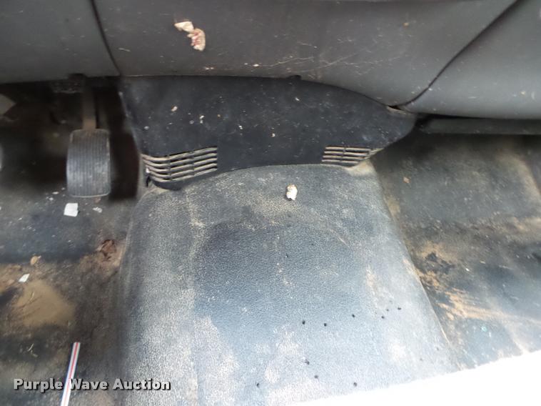 image for item DA2743 2001 Ford F150 pickup truck