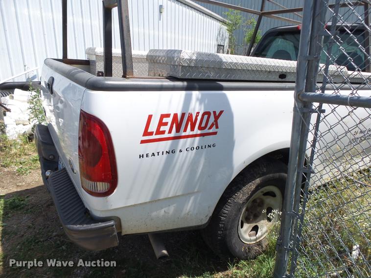 image for item DA2744 2003 Ford F150 pickup truck