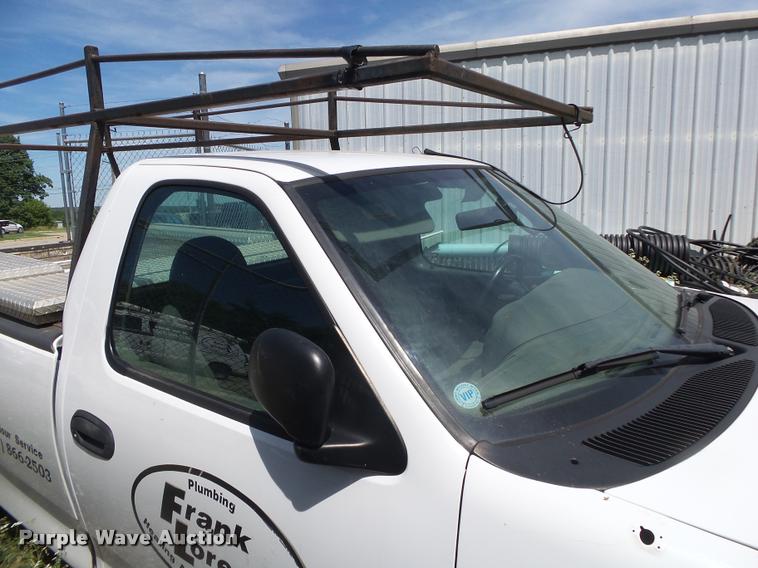 image for item DA2744 2003 Ford F150 pickup truck