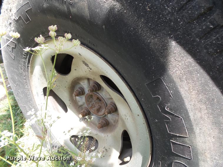 image for item DA2744 2003 Ford F150 pickup truck