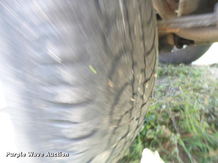 image for item DA2744 2003 Ford F150 pickup truck