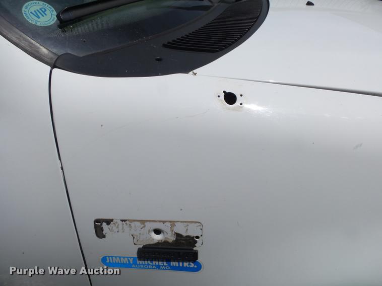 image for item DA2744 2003 Ford F150 pickup truck