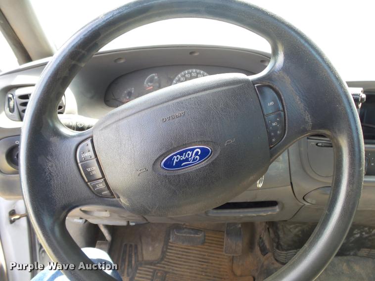 image for item DA2744 2003 Ford F150 pickup truck