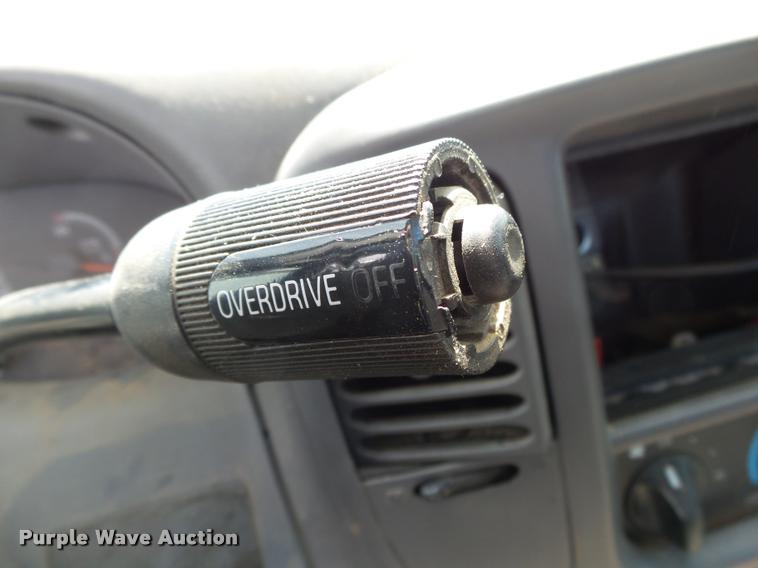 image for item DA2744 2003 Ford F150 pickup truck