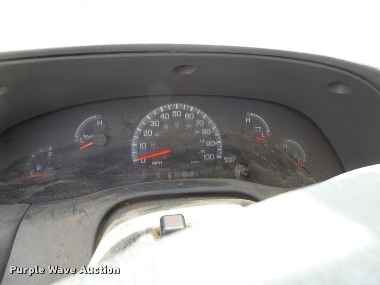 image for item DA2744 2003 Ford F150 pickup truck