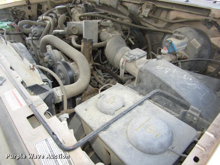 image for item DA3118 1996 Ford F150 pickup truck