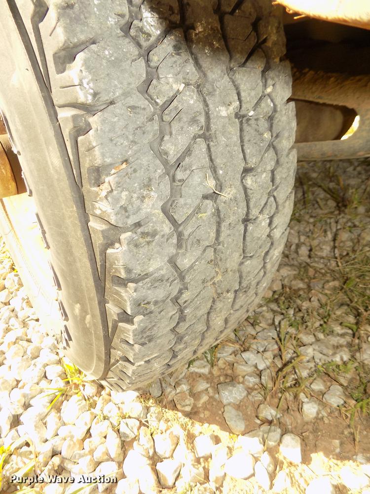 image for item DA3118 1996 Ford F150 pickup truck