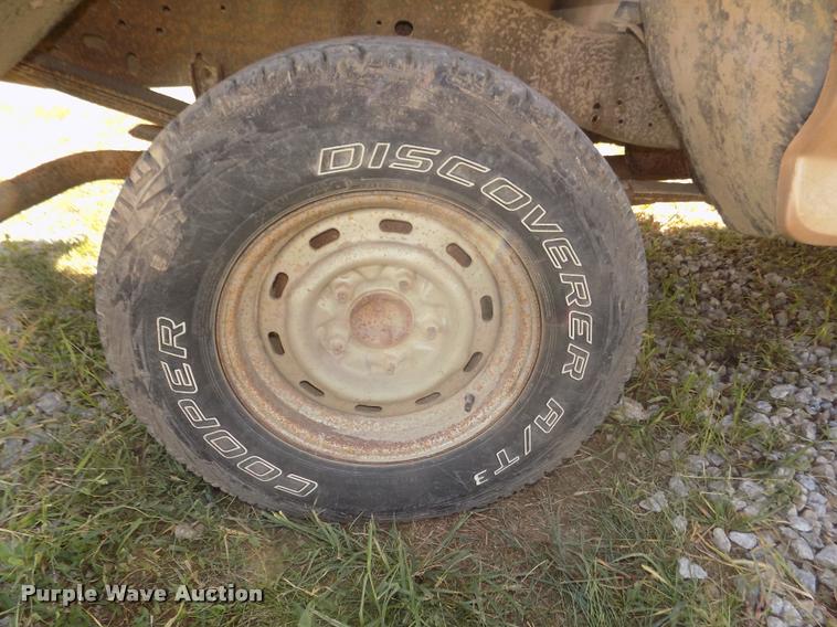 image for item DA3118 1996 Ford F150 pickup truck