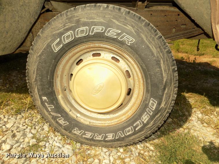 image for item DA3118 1996 Ford F150 pickup truck