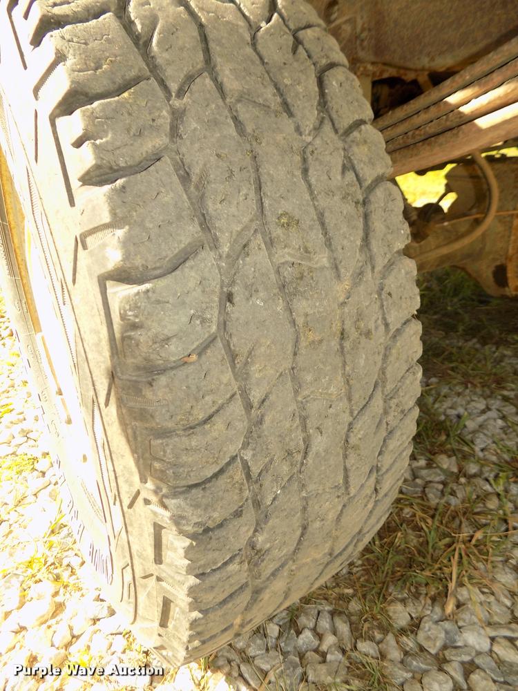 image for item DA3118 1996 Ford F150 pickup truck