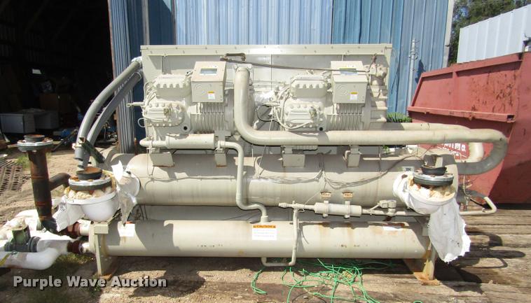 image for item DA3123 1999 McQuay water cooled reciprocating chiller/templifier heat pump
