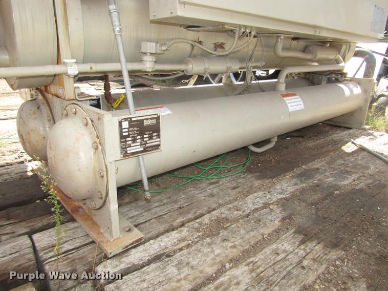 image for item DA3123 1999 McQuay water cooled reciprocating chiller/templifier heat pump