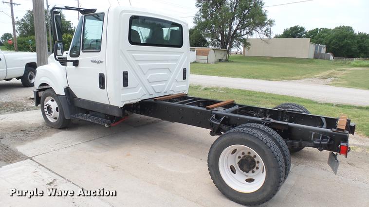 image for item DA7982 2014 International TerraStar truck chassis