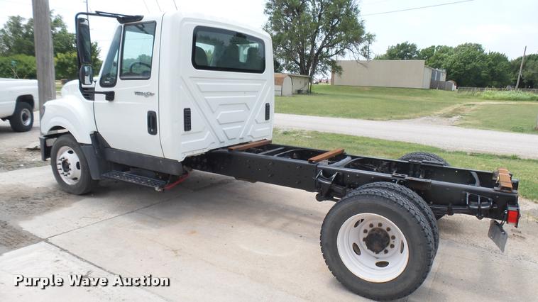 image for item DA7982 2014 International TerraStar truck chassis