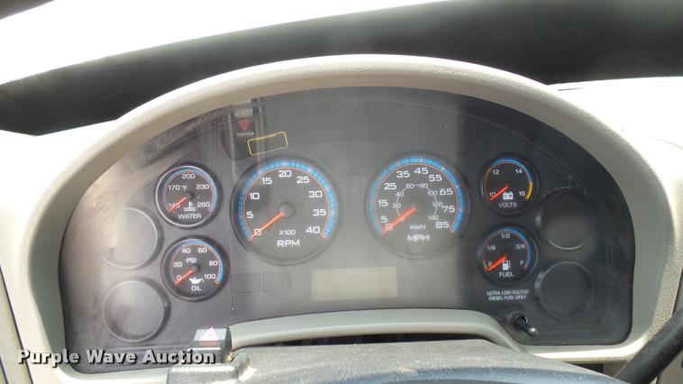 image for item DA7982 2014 International TerraStar truck chassis