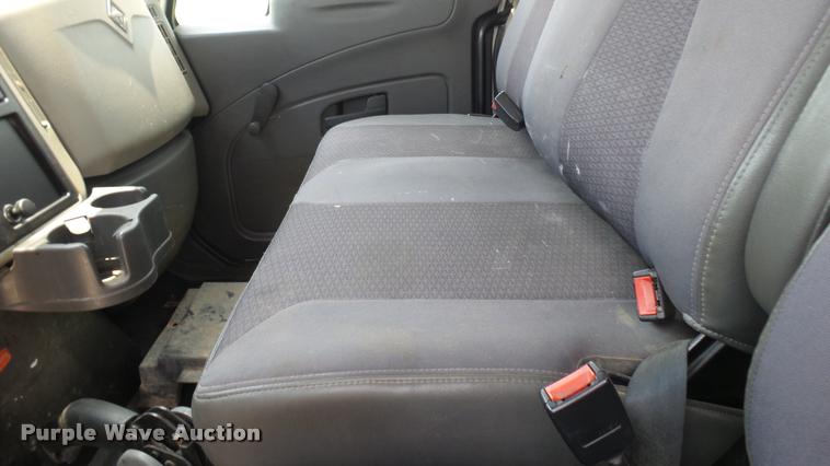 image for item DA7982 2014 International TerraStar truck chassis