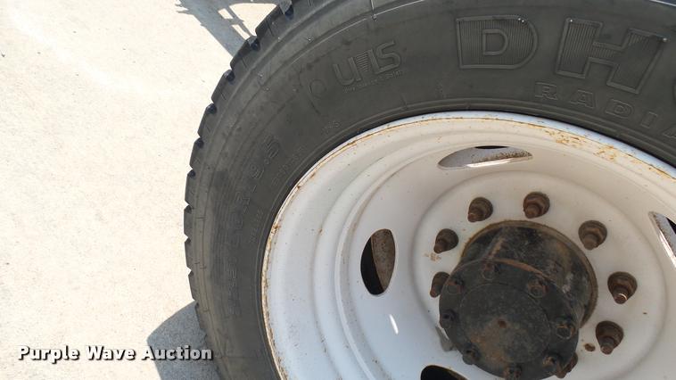 image for item DA7982 2014 International TerraStar truck chassis