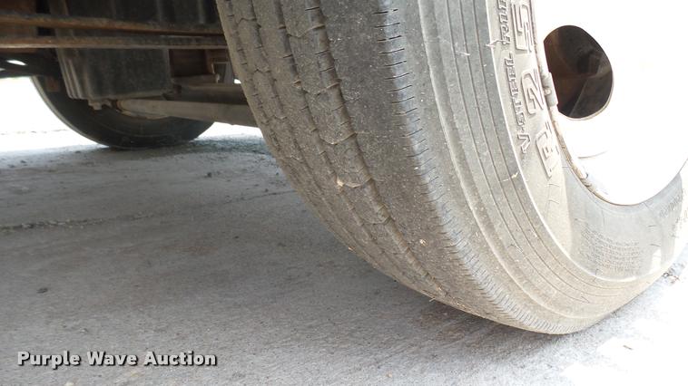 image for item DA7982 2014 International TerraStar truck chassis