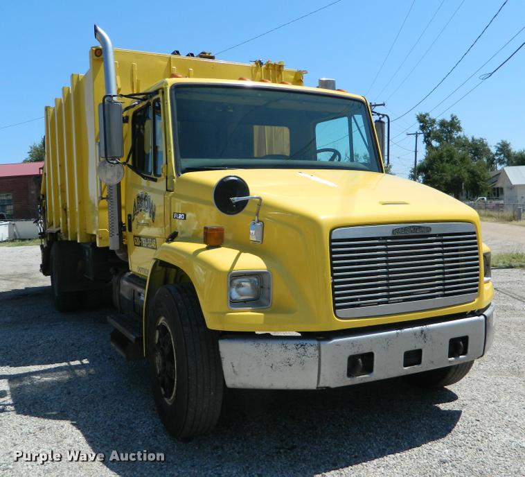 image for item DB1128 1994 Freightliner FL80 refuse truck