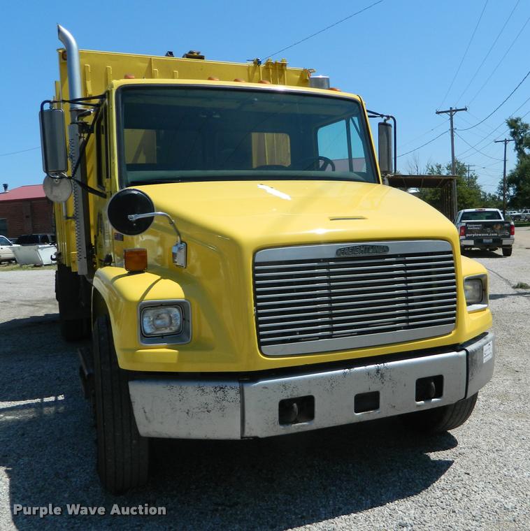 image for item DB1128 1994 Freightliner FL80 refuse truck