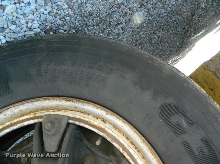 image for item DB1128 1994 Freightliner FL80 refuse truck