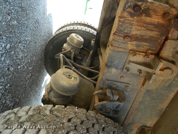 image for item DB1128 1994 Freightliner FL80 refuse truck