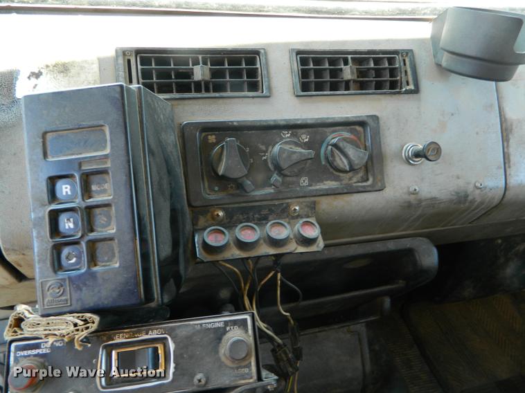 image for item DB1128 1994 Freightliner FL80 refuse truck