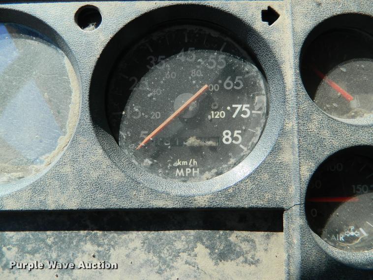 image for item DB1128 1994 Freightliner FL80 refuse truck