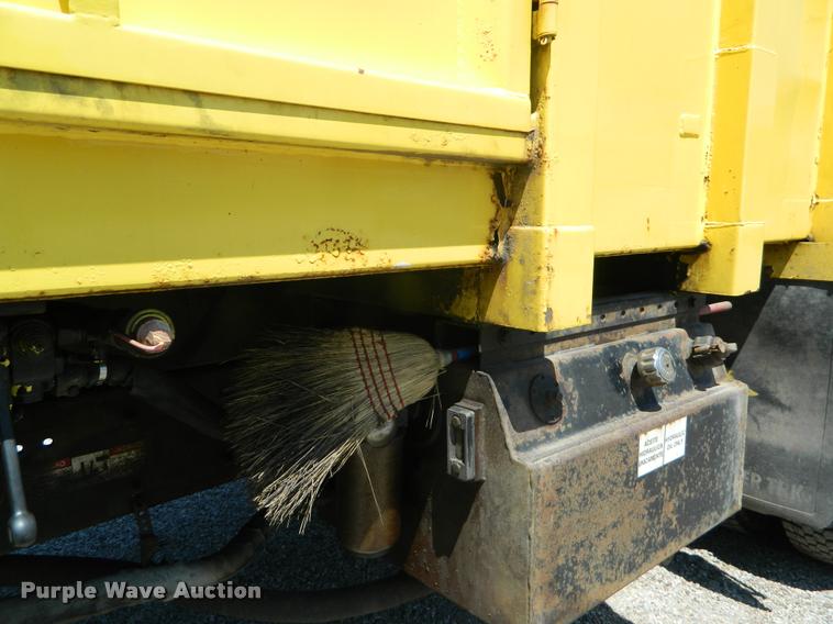 image for item DB1128 1994 Freightliner FL80 refuse truck