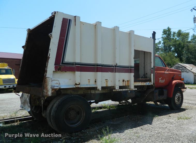 image for item DB1129 1981 GMC TopKick box truck