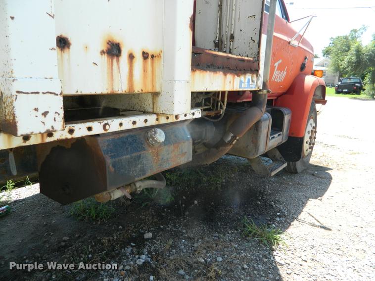 image for item DB1129 1981 GMC TopKick box truck