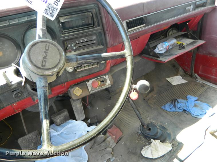 image for item DB1129 1981 GMC TopKick box truck