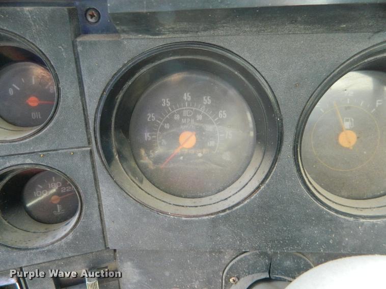 image for item DB1129 1981 GMC TopKick box truck