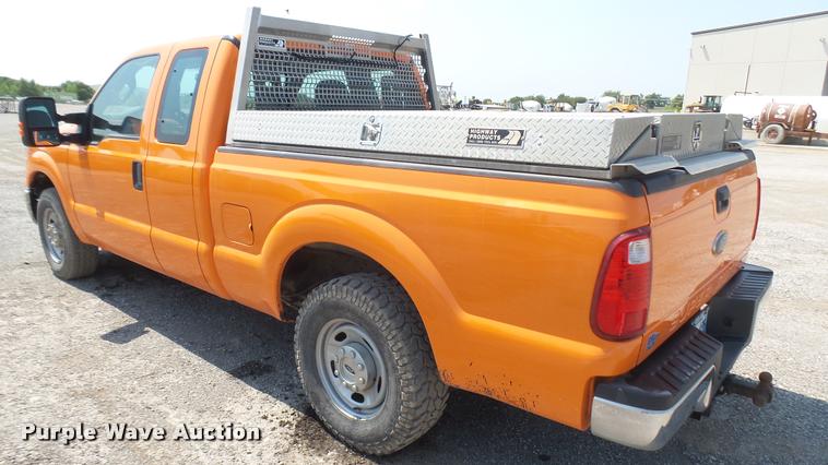 image for item DB3424 2013 Ford F250 Super Duty SuperCab pickup truck