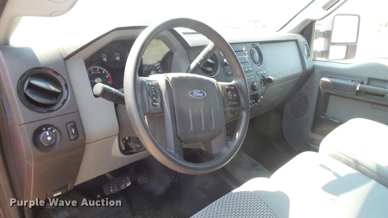image for item DB3424 2013 Ford F250 Super Duty SuperCab pickup truck