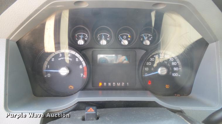 image for item DB3424 2013 Ford F250 Super Duty SuperCab pickup truck