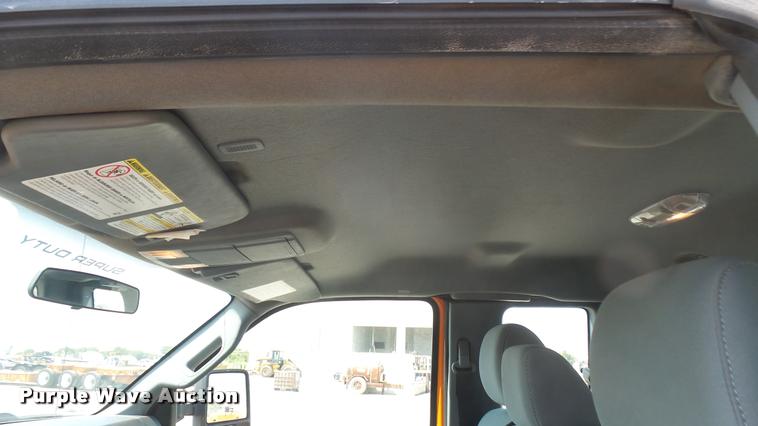 image for item DB3424 2013 Ford F250 Super Duty SuperCab pickup truck